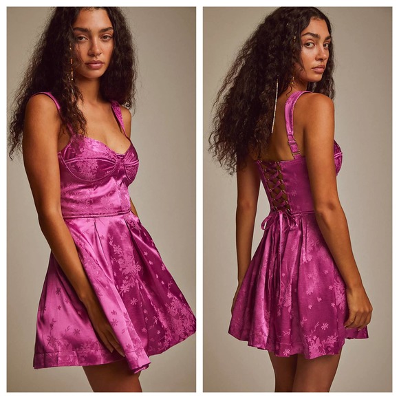 Sabina Musayev Dresses & Skirts - Sabina Musayev Petal Pleated Mini Dress Purple Womens Size Small
